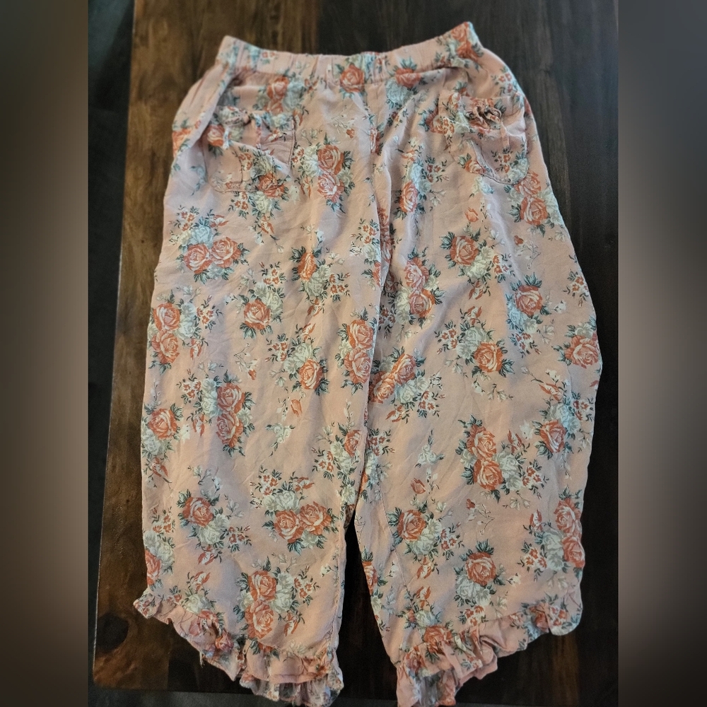 RODEO ROYALTY ROAD SHOW Floral Print Pantaloons Sz S/M